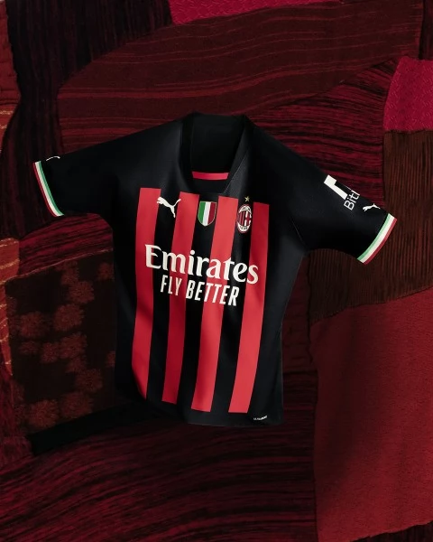 Maglia AC Milan Ibrahimović 11 Divisa Prima 2022/23 Maglia AC Milan Ibrahimović 11 Divisa Prima 2022/23